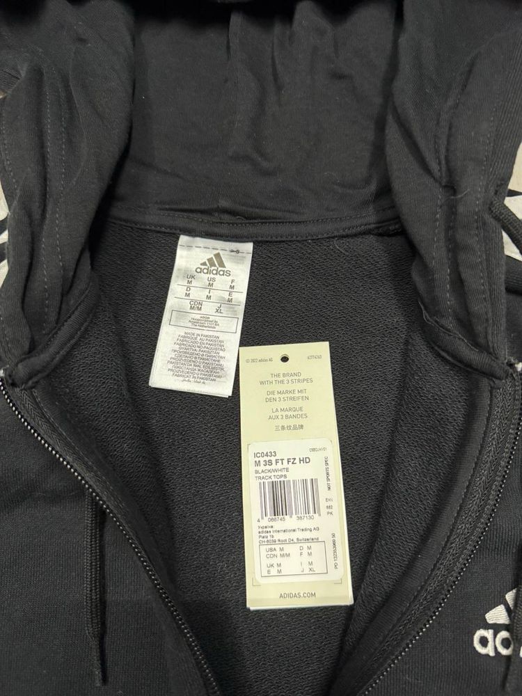 кофта adidas нова