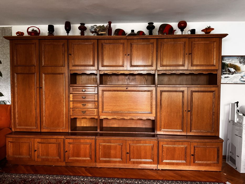 Meblościanka do salonu szafa drewniana