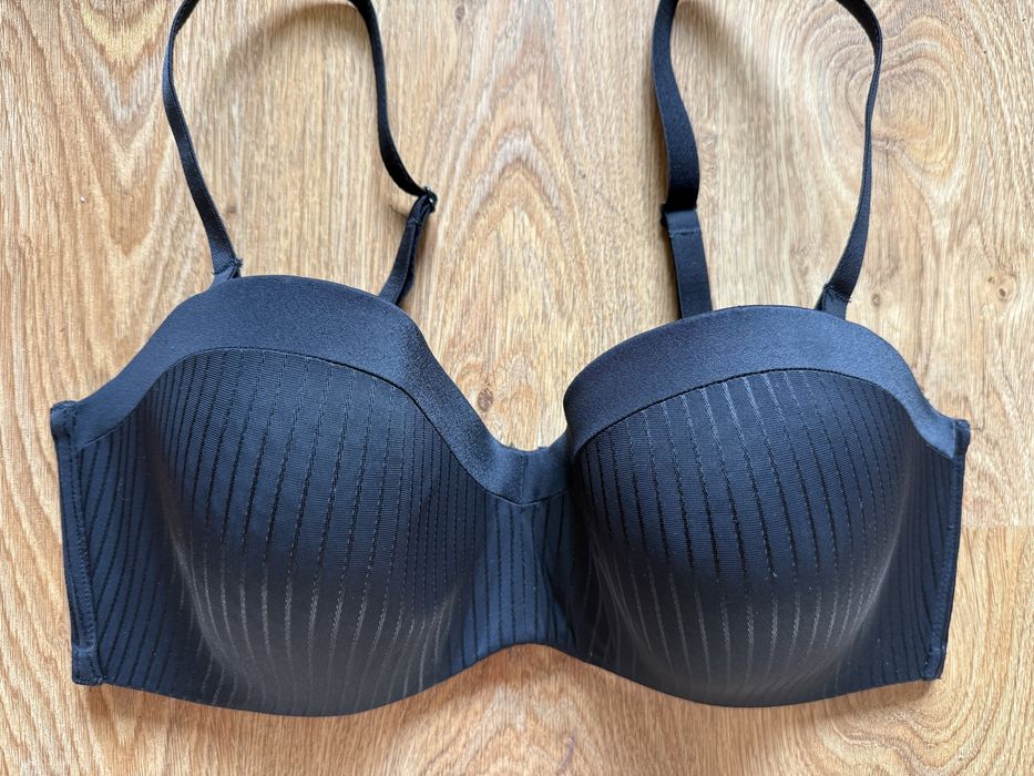 Biustonosz 85C/D bezszwowa miseczka