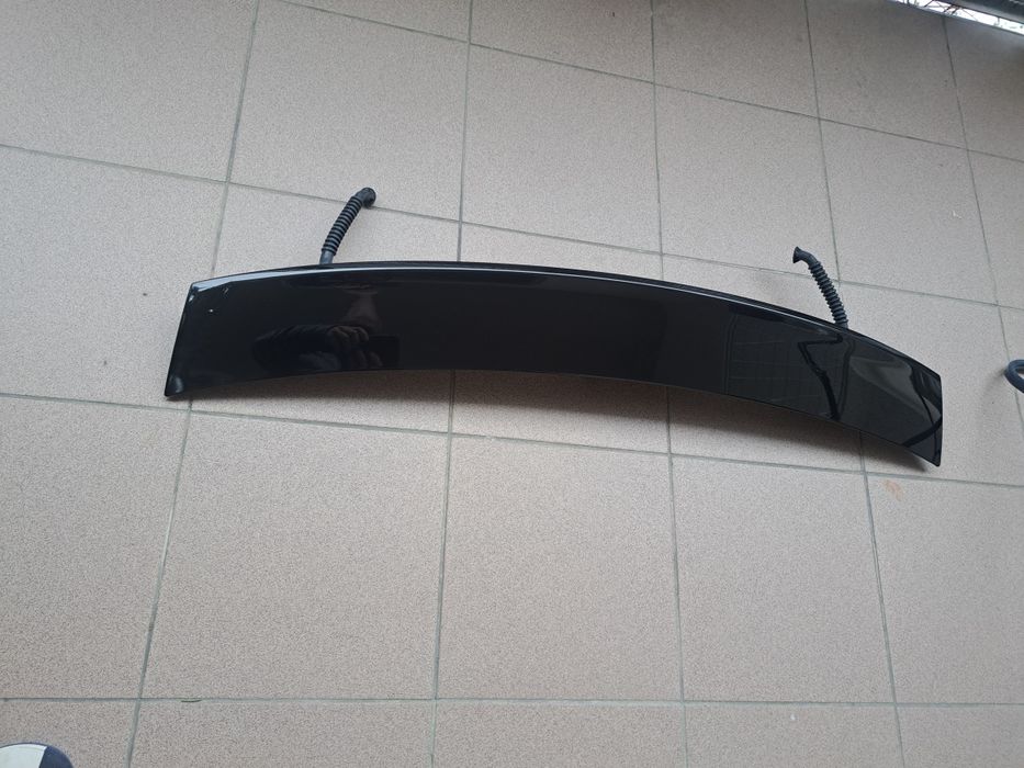 Spoiler TT8J tylnej klapy bagażnika+mechanizm 100% sprawny