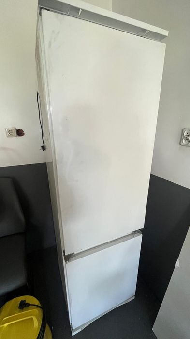 Lodowka pod zabudowe