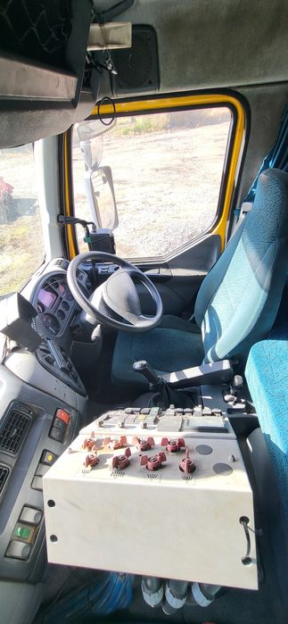 zamiatarka DAF LF 320