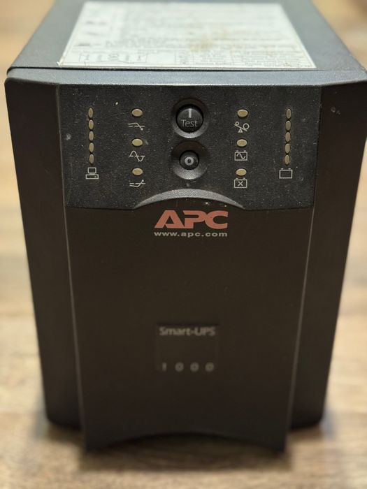 Smart-UPS 1000VA APC USB