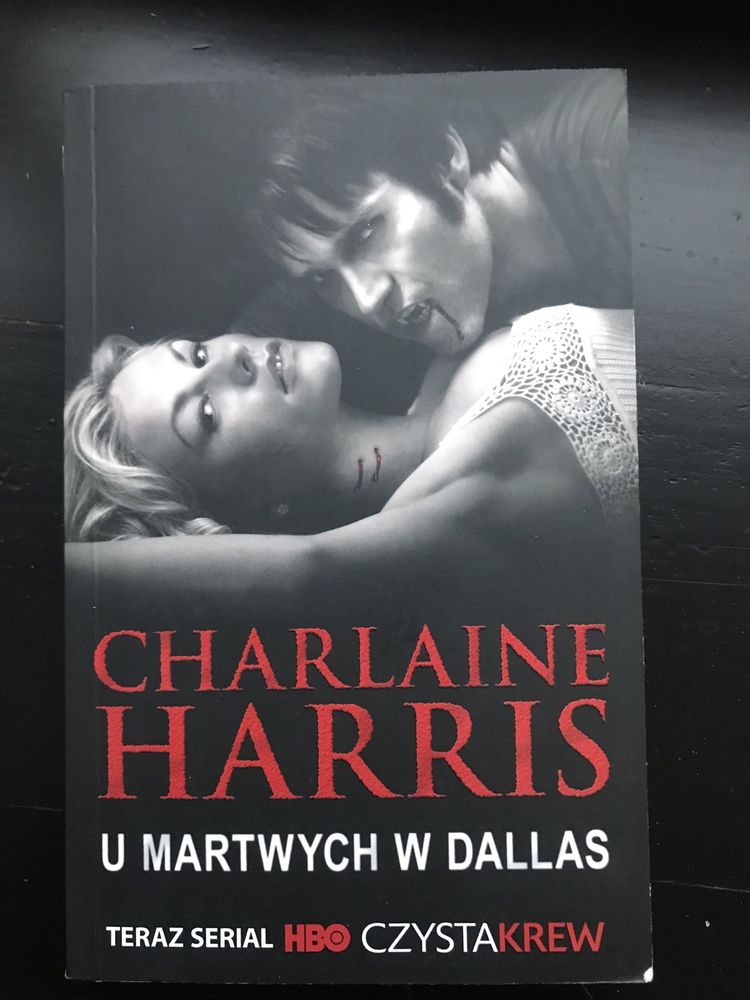 „U martwych w Dallas” Charlaine Harris