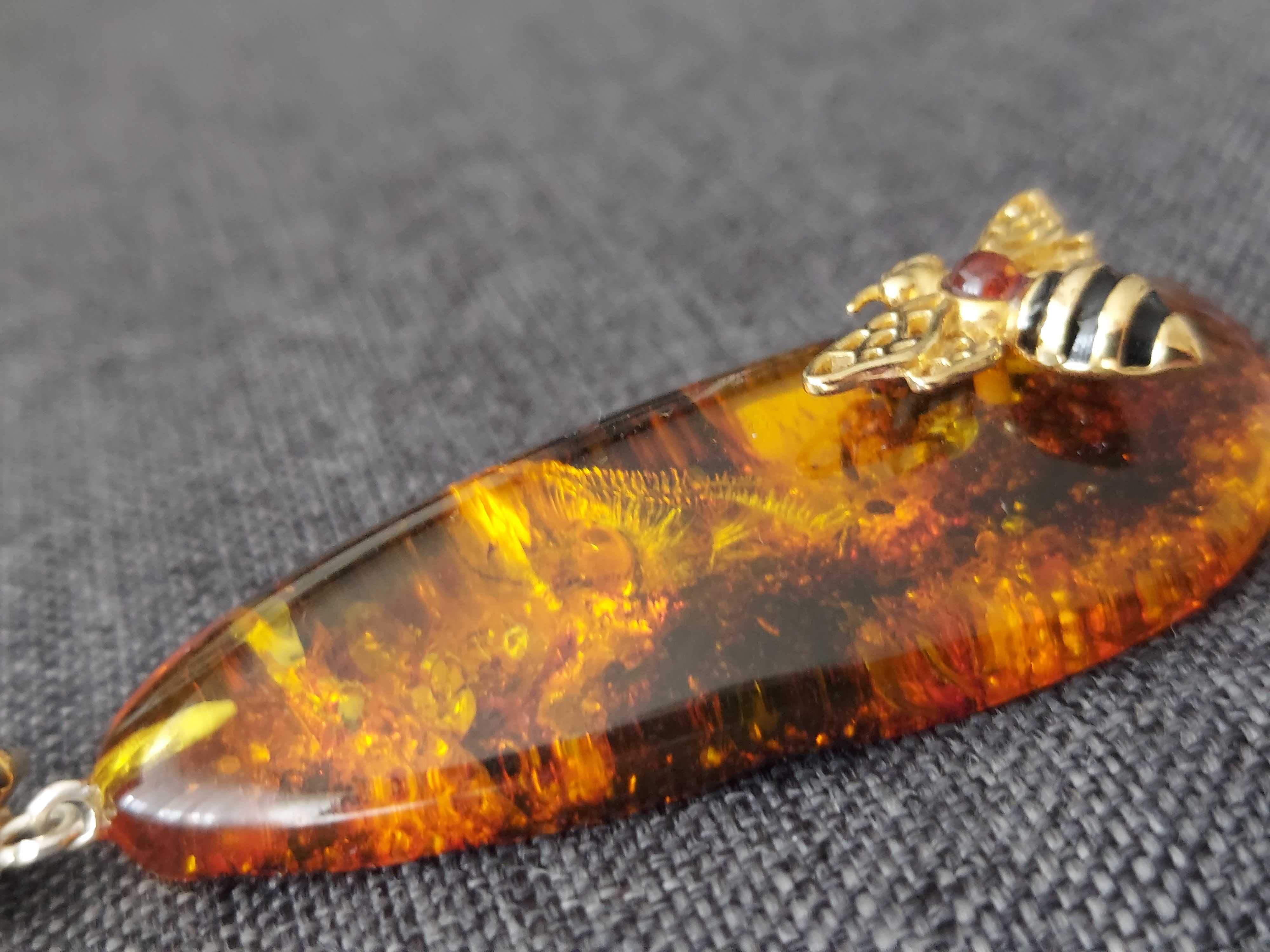 Zawieszka wisiorek przywieszka bursztyn amber jantar srebro 925
