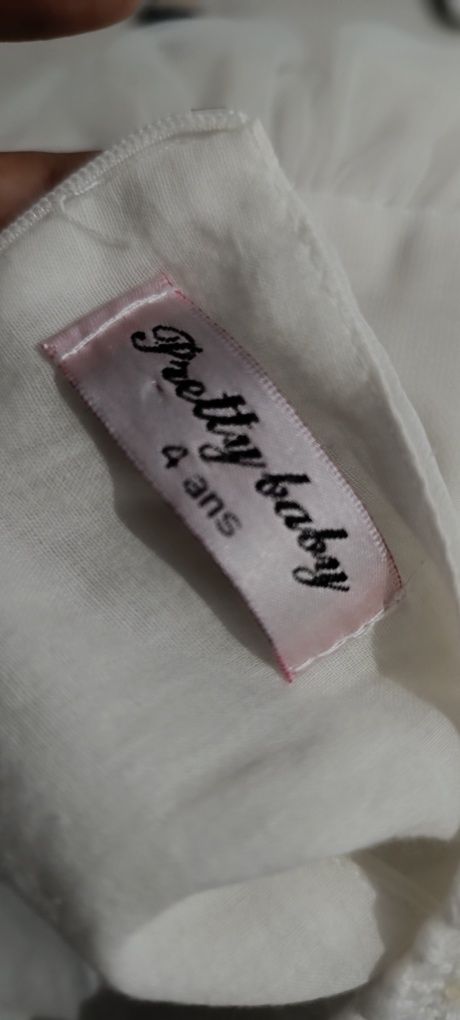 Biała sukienka dziewczęca rozmiar 80/86

Sukienka idealna na ślub wese