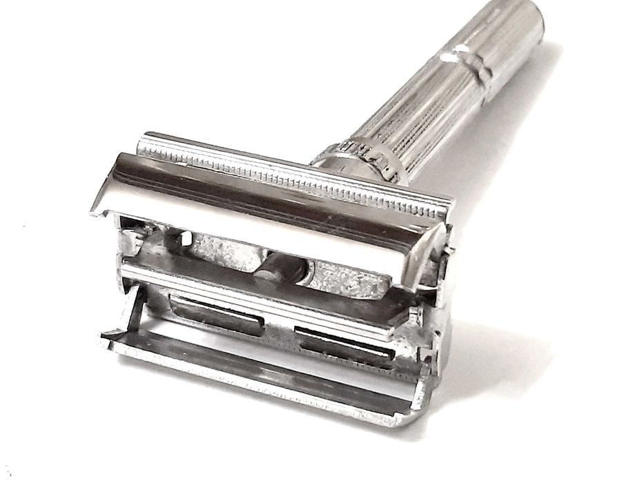 Винтажный Т-образный мужской бритвенный станок из СССР 80-х