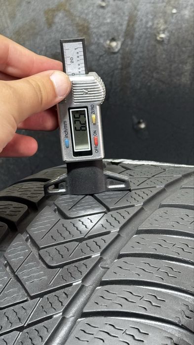 245/45 R18 Pirelli SottoZero3 | Зима | 2шт | XL | MOE RSC | Румунія |