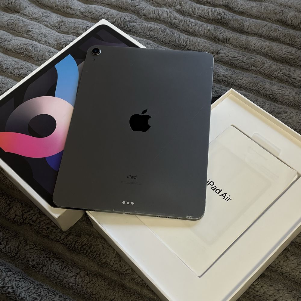 iPad Air 2020 (4-gen) 10.9" WIFI 64 GB