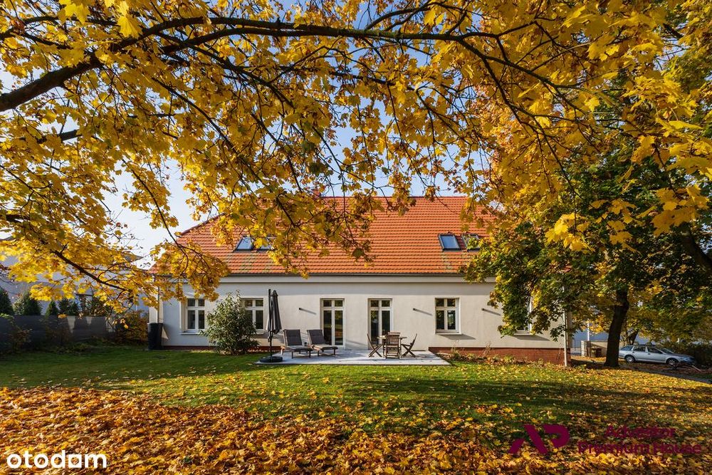 Szukasz domu innego niż wszystkie? To właśnie Dworek w Dąbrowie