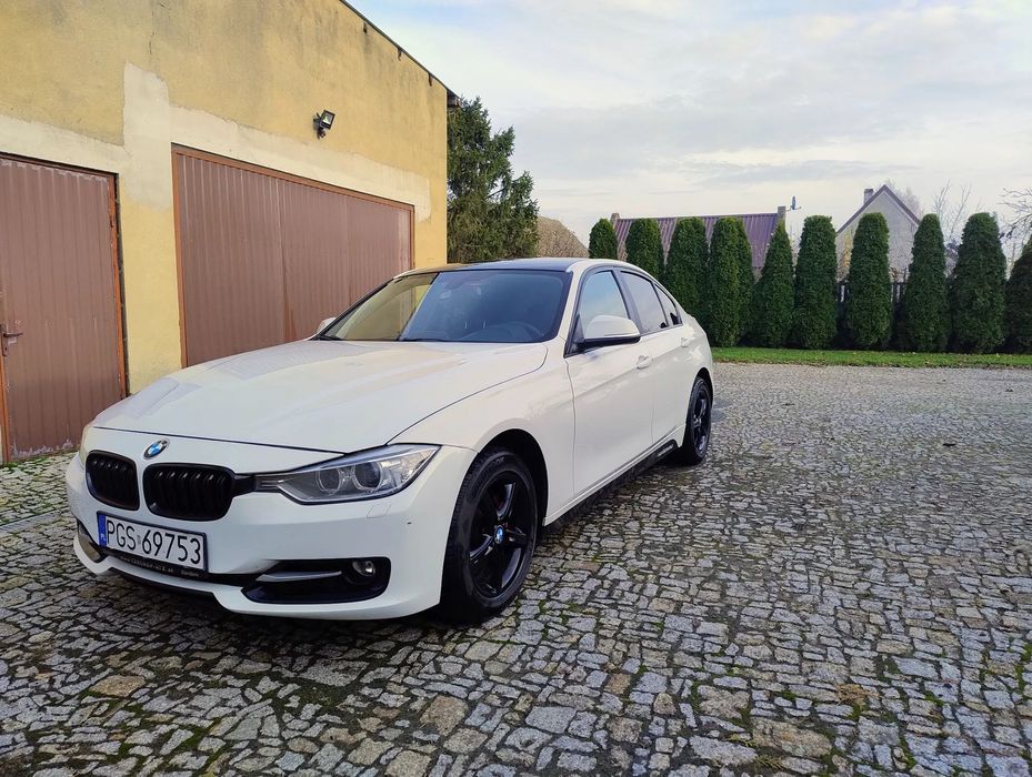 BMW Seria 3 BMW serii 3 F30 320d Sport Line