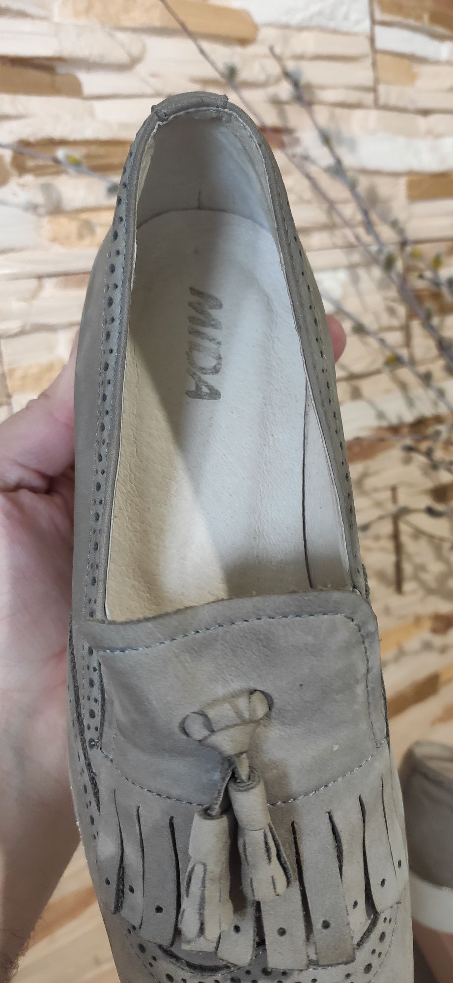 Женские туфли лоферы MIDA  на 37 размер