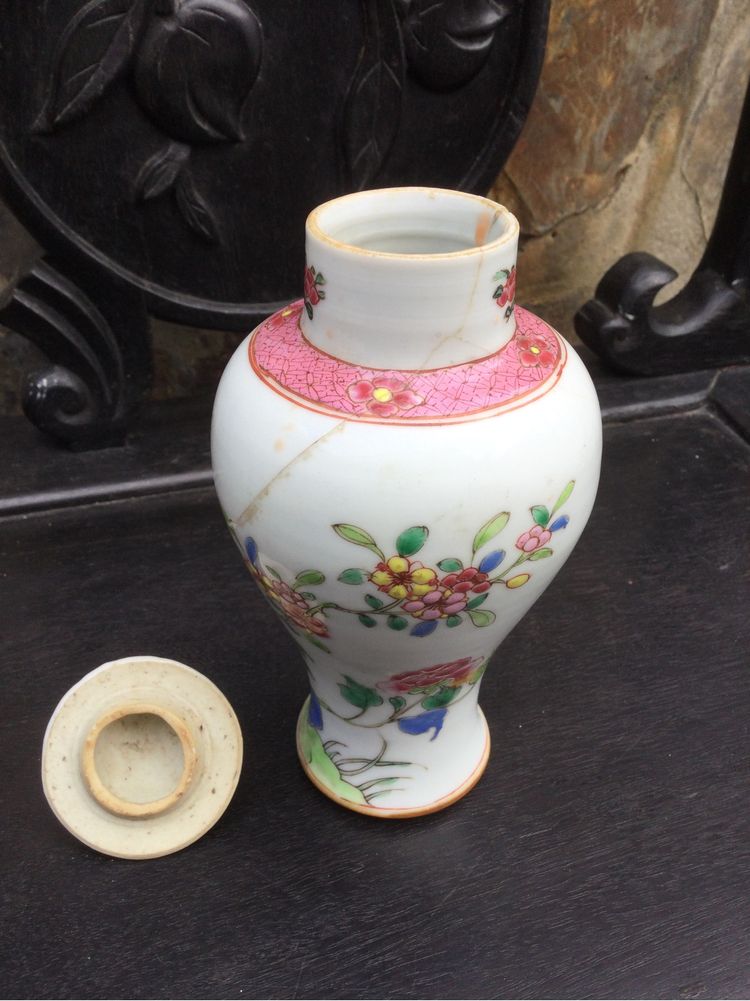 Pote Porcelana Chinesa Séc XVIII China 17,5 cm Família Rosa
