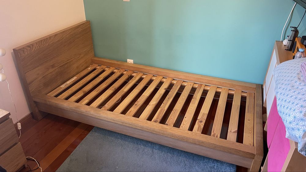 Cama 90x200 Malm IKEA Carvalho