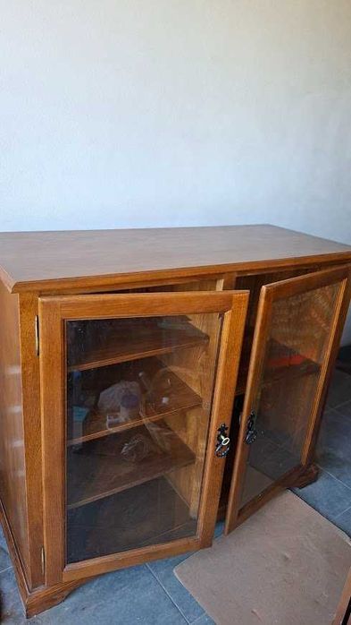 Armário vitrine para sala ou cozinha