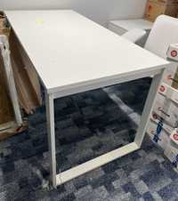 Białe biurko 140 x 70