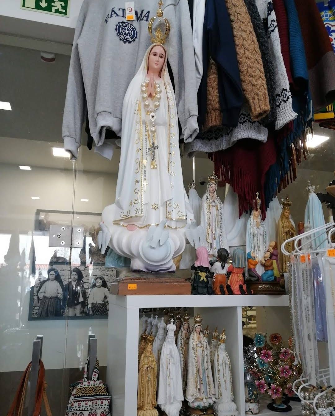 Oportunidade Única: Loja de Artigos Religiosos em Fátima - Trespasse