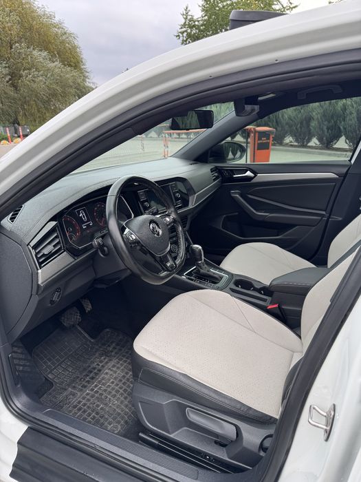 Volkswagen Jetta 2018