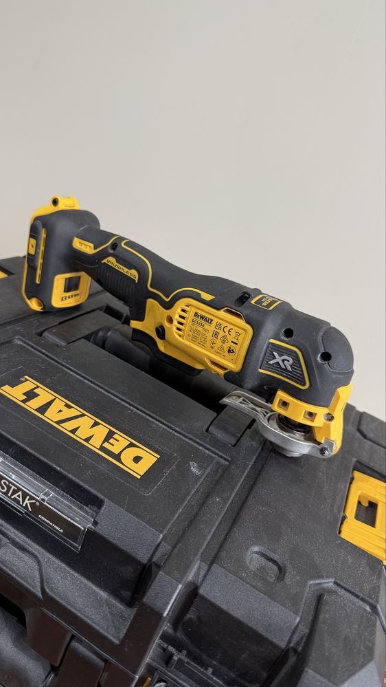 Urzadzenie oscylacyjne DeWalt DCS 365 multitool