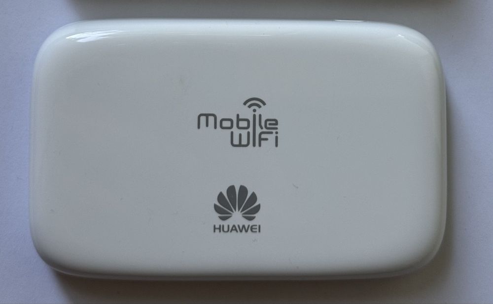 Huawei E5786s-32a – мобільний 4G LTE Wi-Fi роутер (до 300 Мбіт/с)