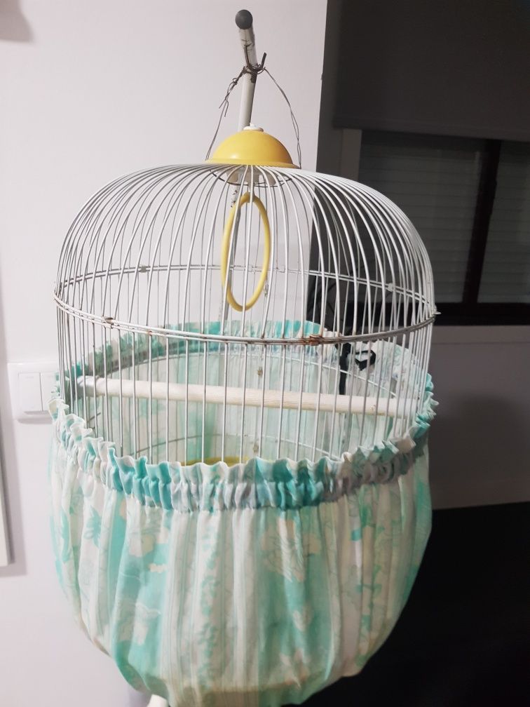 Gaiola com suporte