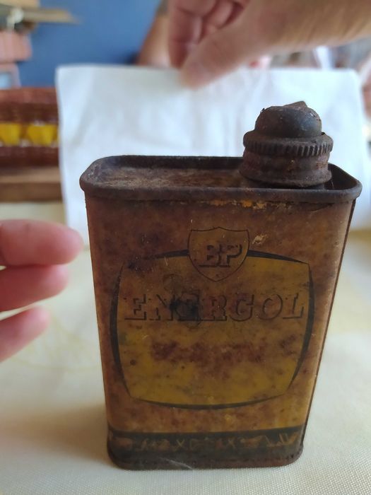 Lata antiga vintage energol