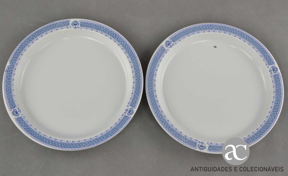 Conjunto de 3 pratos Porcelanas JDR