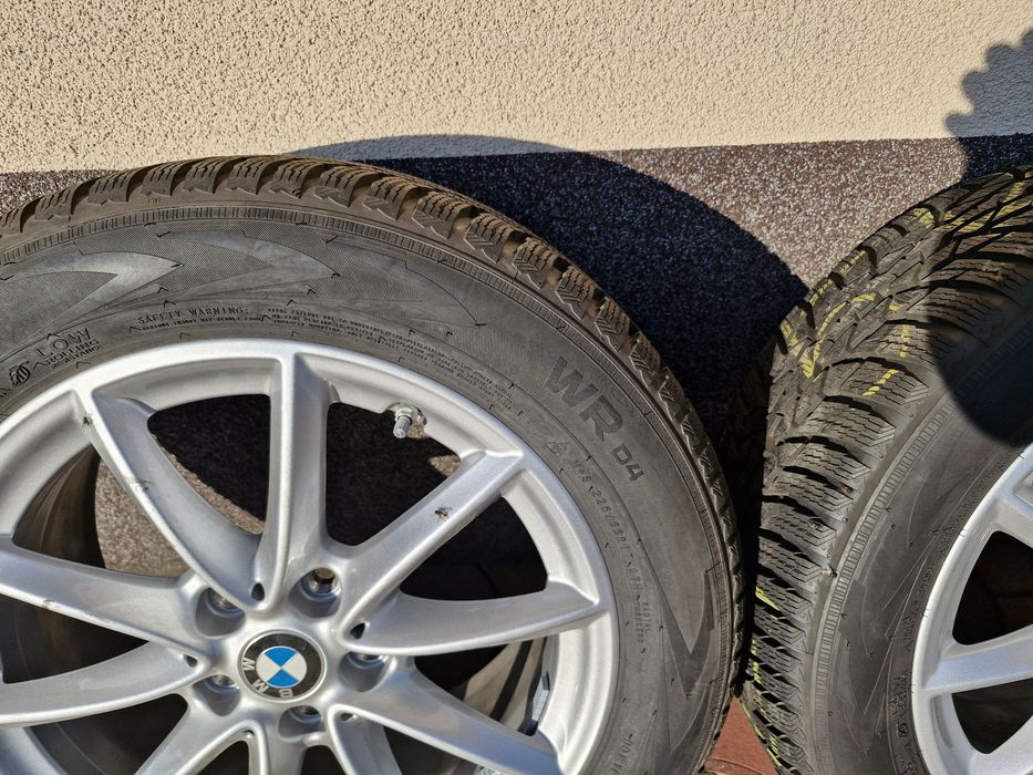 Koła BMW aluminiowe, opony zimowe NOKIAN 225/55 R17 po jednym sezonie