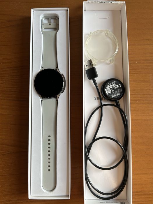 Samsung Galaxy Watch 4