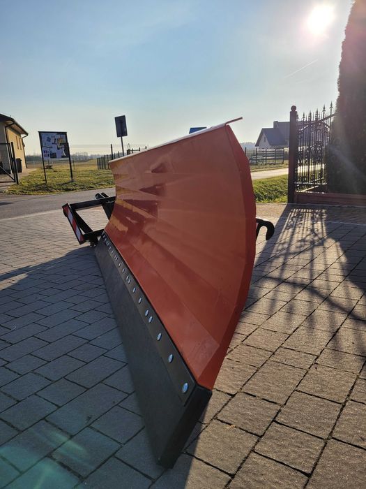 Pług do śniegu skrętny Spych do ładowacza/ ładowarki Spych DOWÓZ