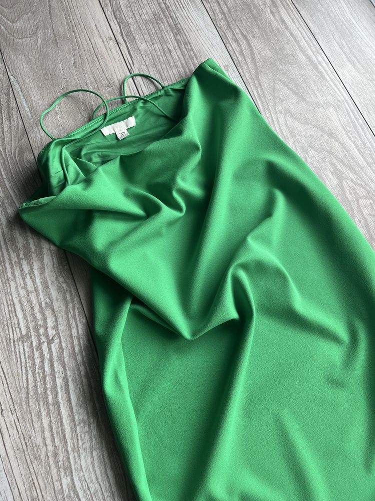 Sukienka zielona prosta obcisla h&m 38 M