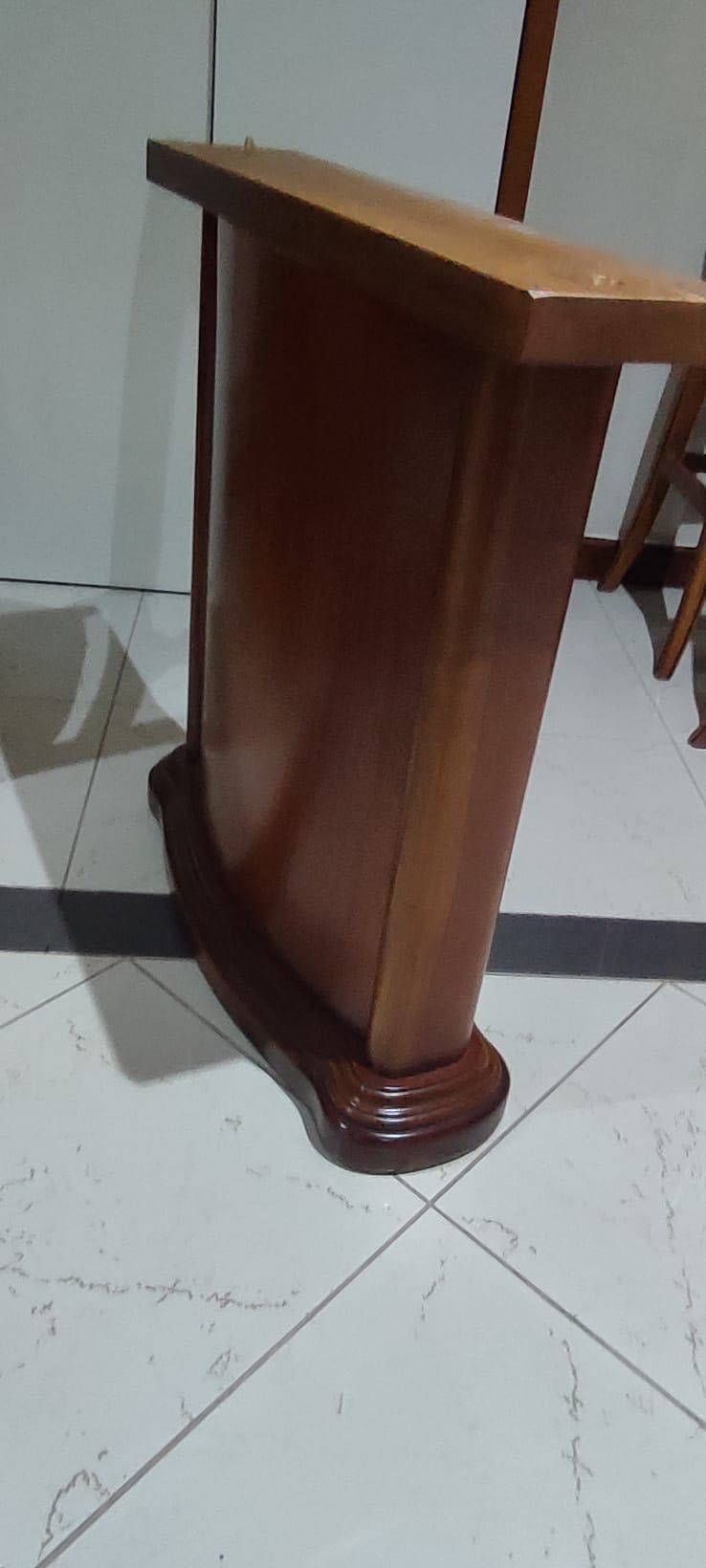 Mesa com 6 cadeiras