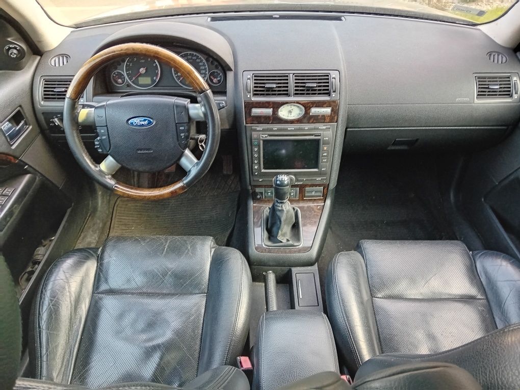 Ford Mondeo Turnier 05 2,5v6 Lpg