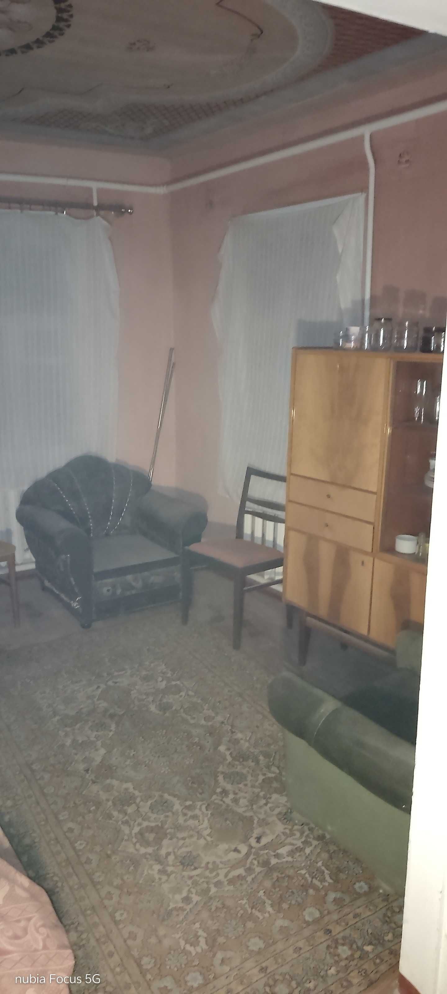 Продам СВОИ пол дома (две части)