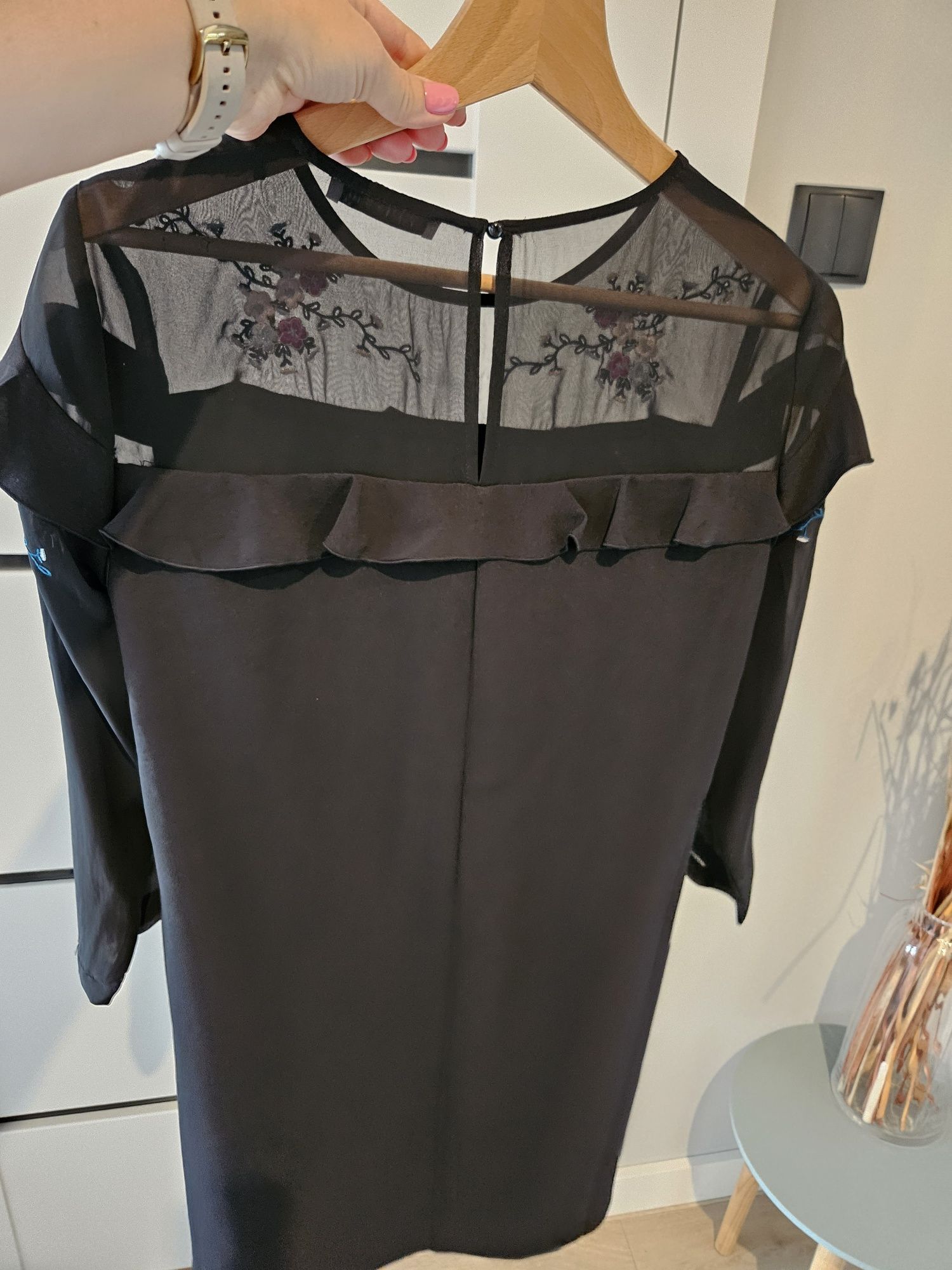Elegancka sukienka Reserved rozm. 36, S, stan bdb!