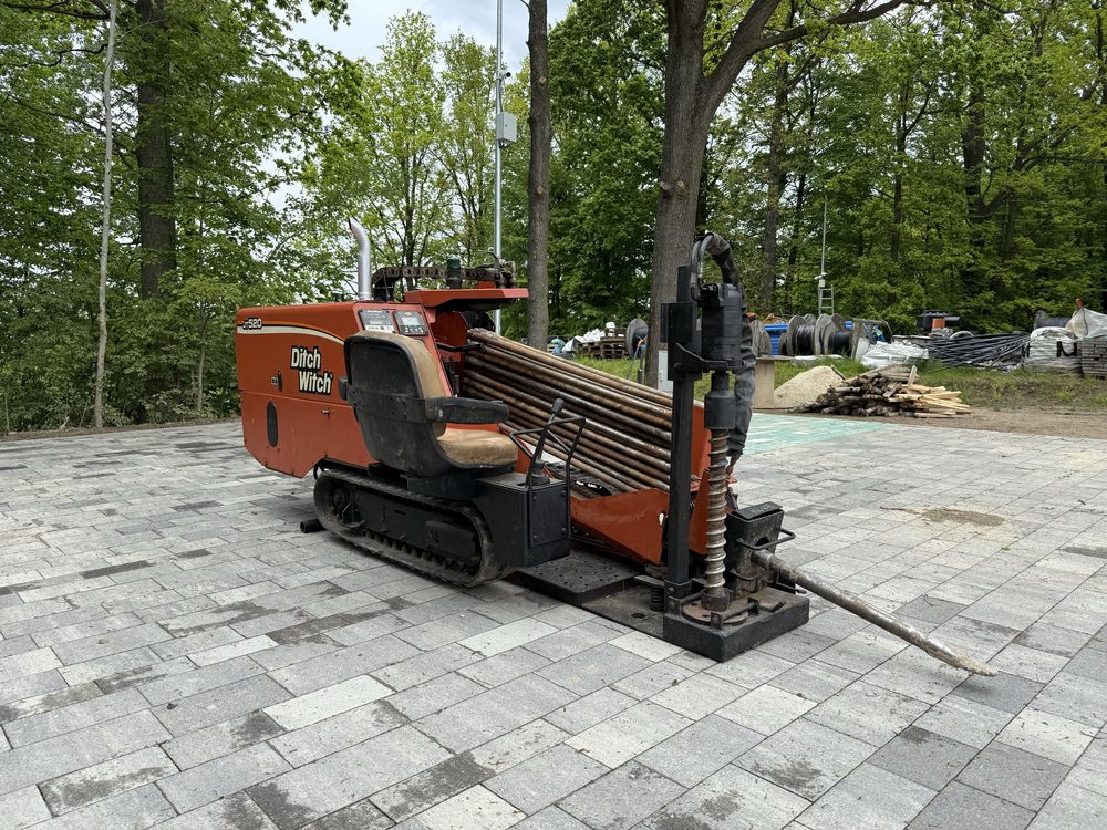 Ditch witch jt520 w zestawie z przyczepą