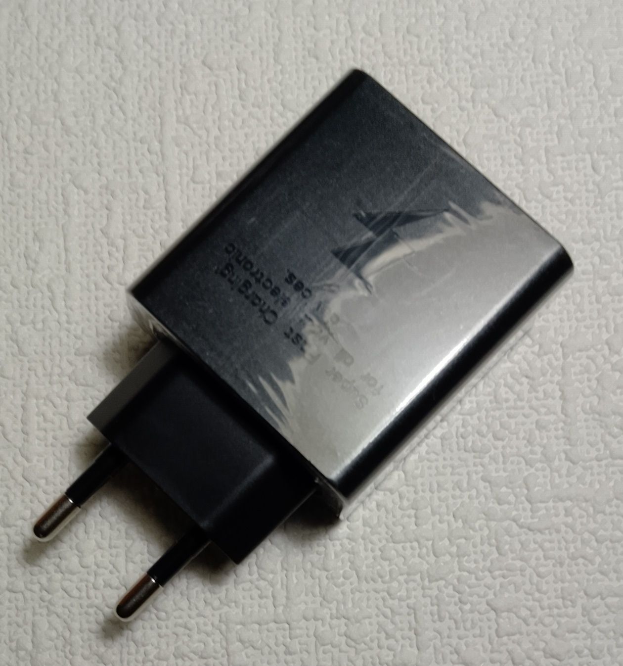 Зарядное устройство 65w "OLAF" с тремя портами QC3.0