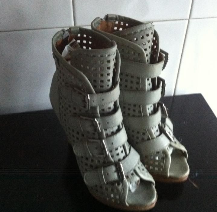 botins da PROF novos.
