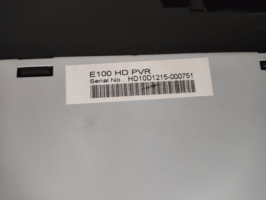 Супутниковий тюнер Tiger E100 HD