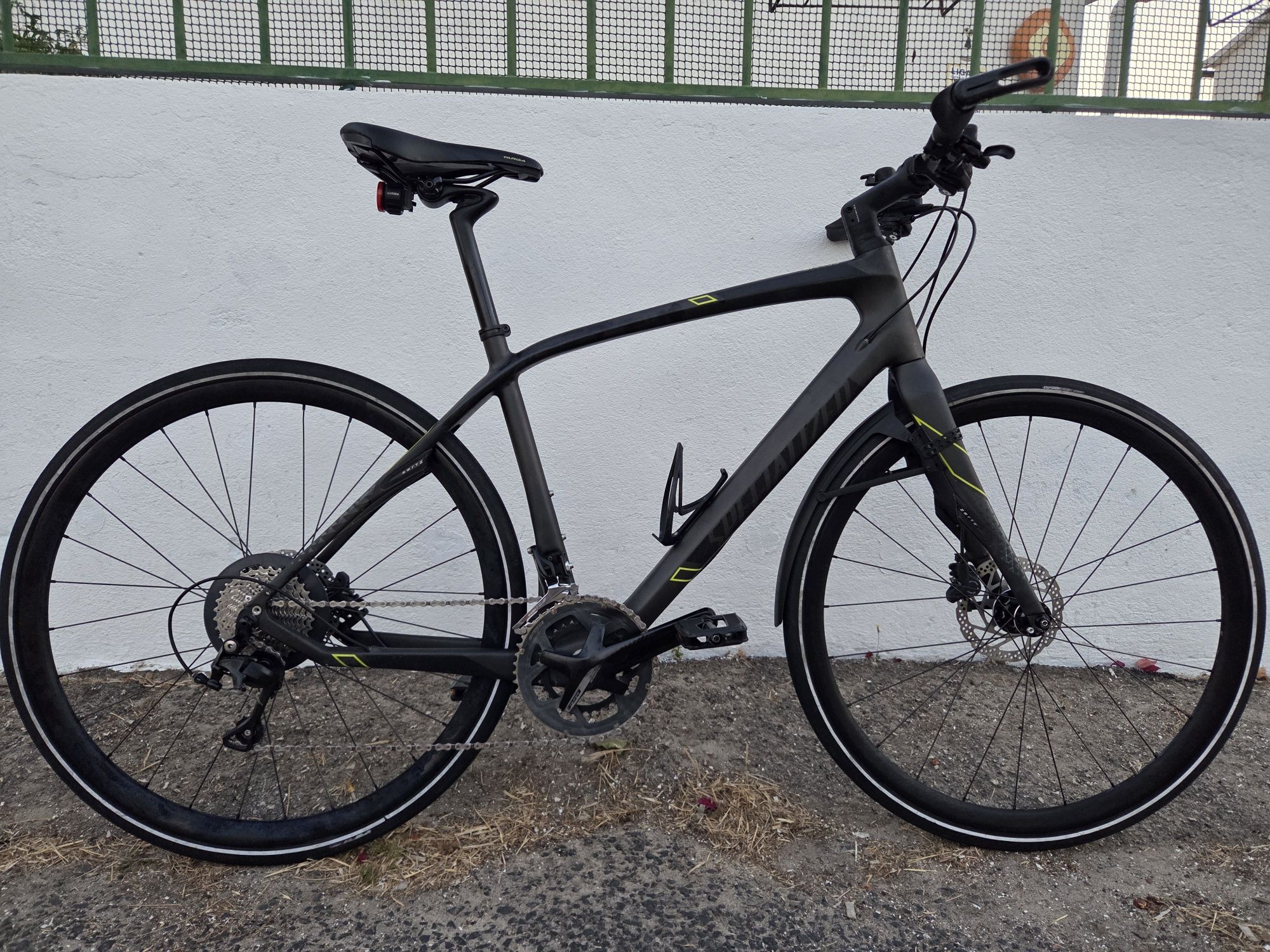 Specialized Sirrus Expert Carbono + Extras