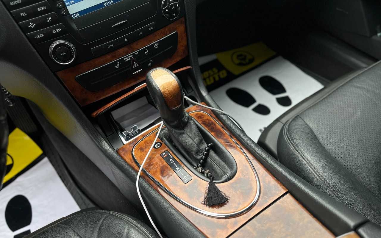 Mercedes-Benz E 320 2003
