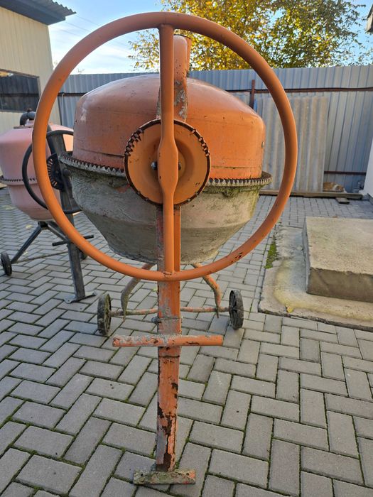 Бітономішалка в гарному стані