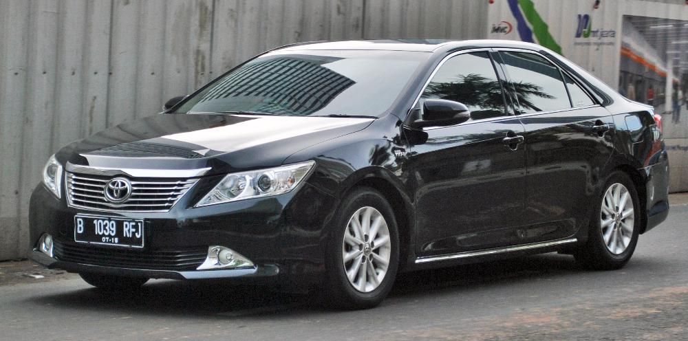 Toyota Camry 50 2012 года 2.5 на запчастини.