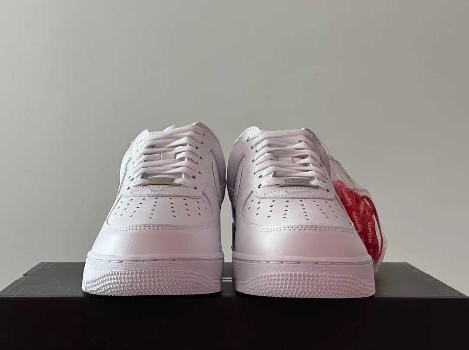 Buty meskie Nike Air Force 1 Low Supreme White R.46