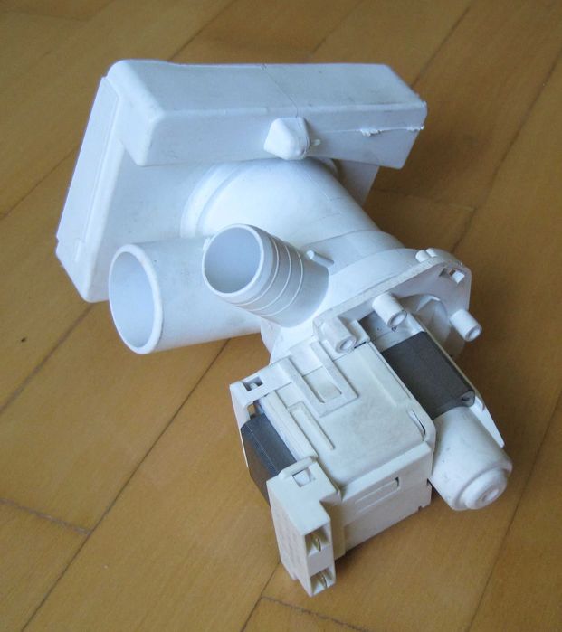 Насос Zanussi пральної машини.