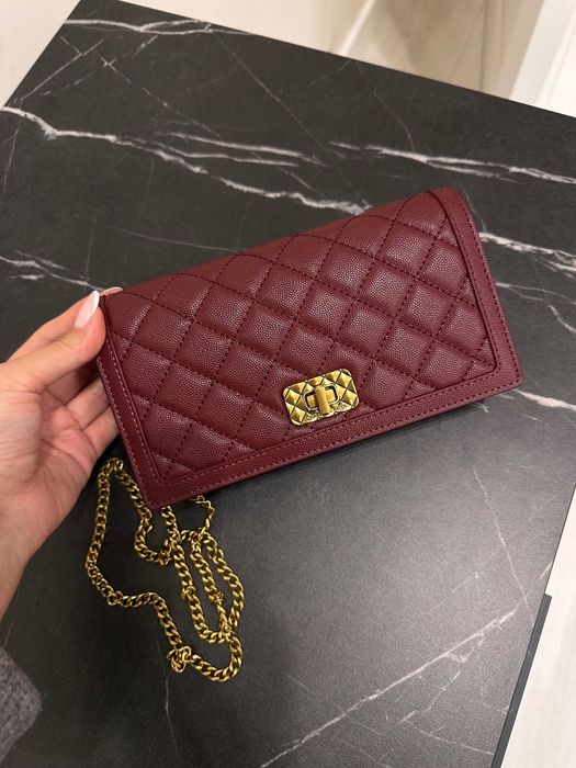 Бордова сумка Charles&Keith