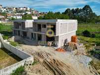 Moradia T3 em Figueiró (Sta. Cristina) | Amarante