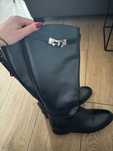Sprzedam oficerki Hermes rozm 37 nowe