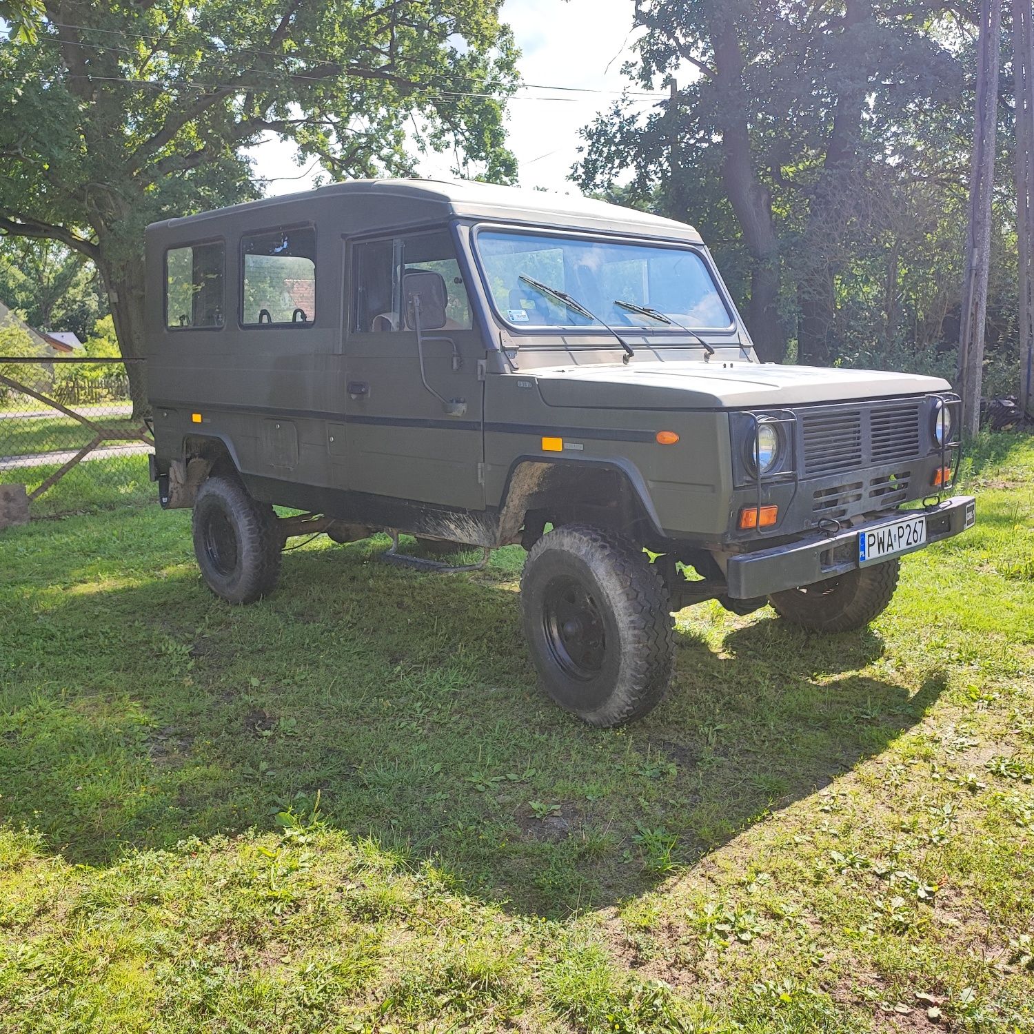 Tarpan Honker 2324 Andoria Turbo 9 osób