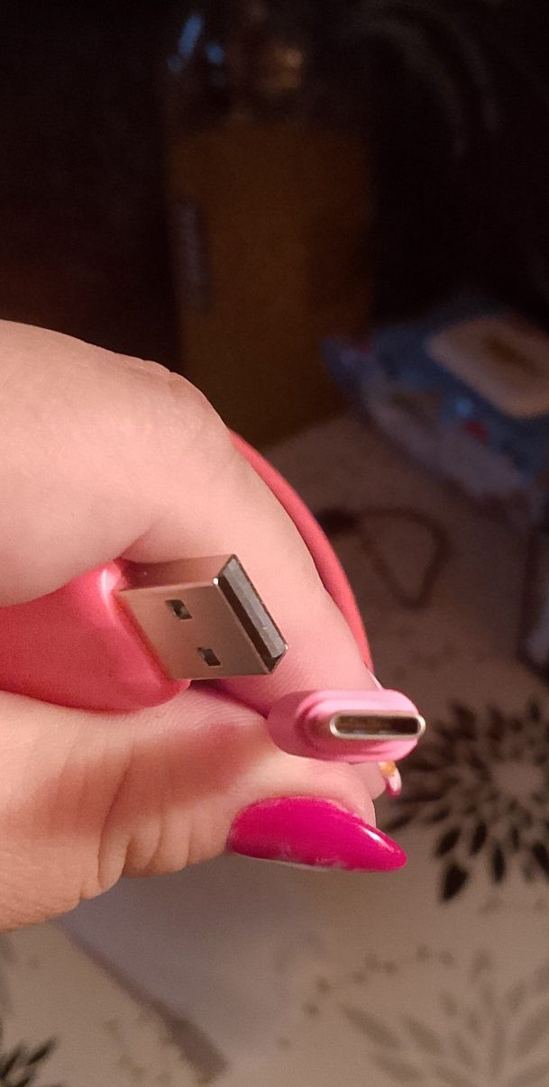 Продам кабель USB, навушники, пристрій з aux входами/виходами